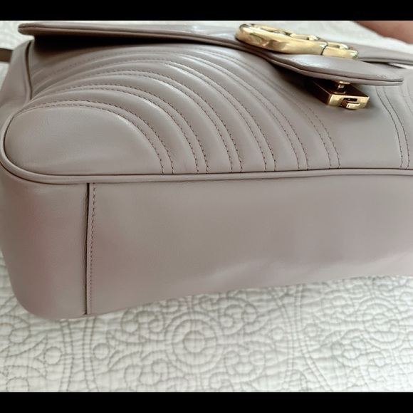 Gucci Medium GG Mormont Chain Shoulder Bag - Picture 7 of 10